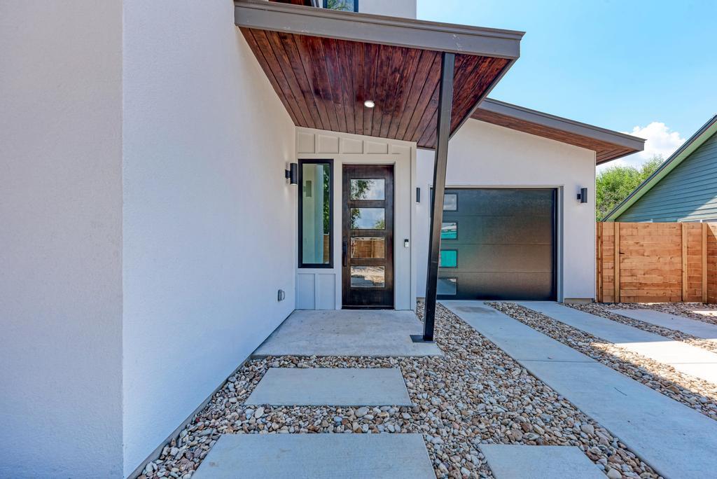 200 Tillery SQ # 1