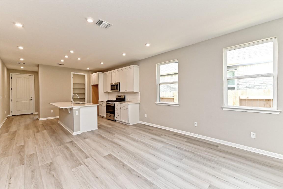 1241 Blue Oak BLVD