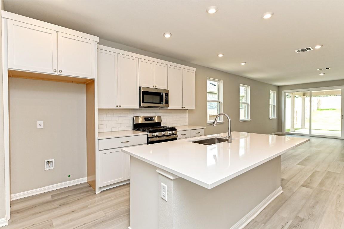 1241 Blue Oak BLVD