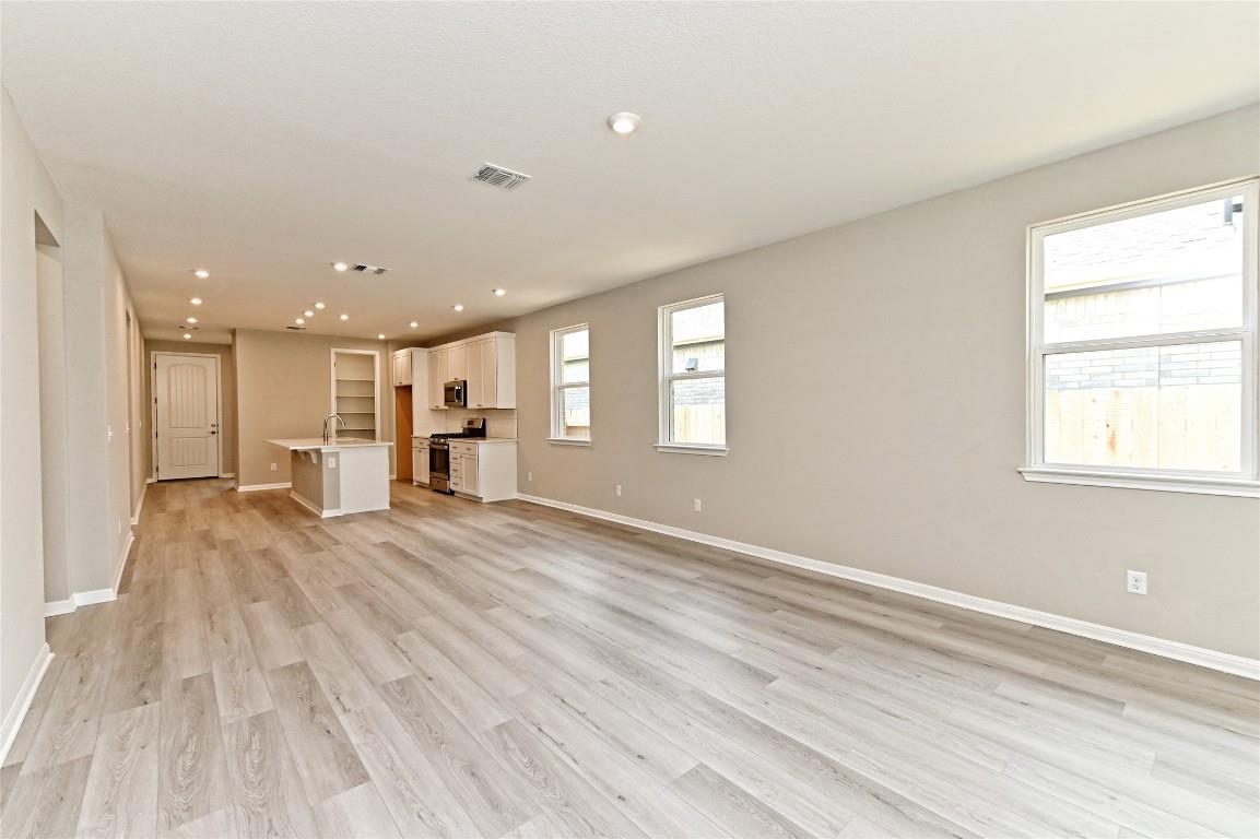 1241 Blue Oak BLVD