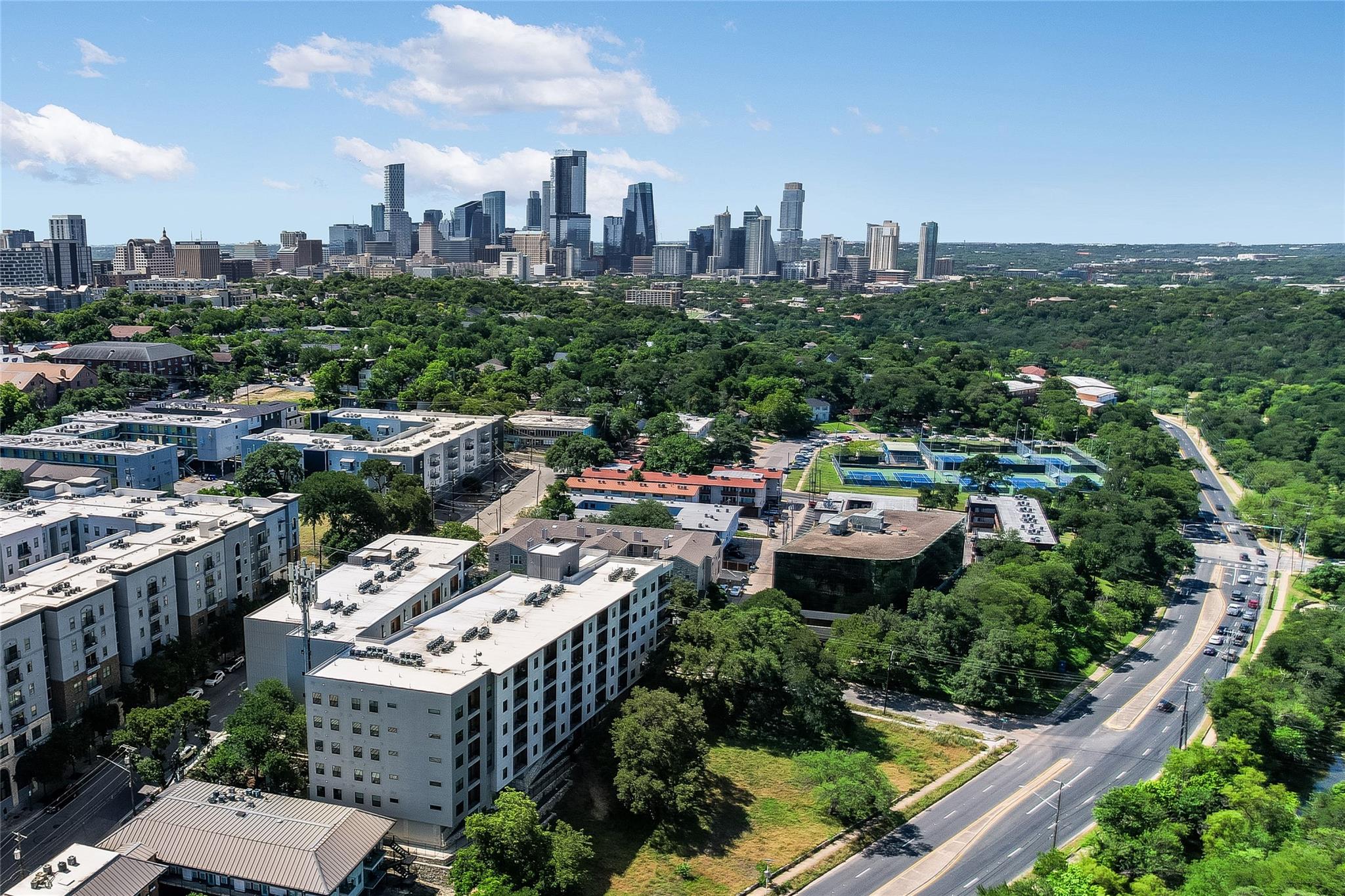 2500 Longview ST # 318