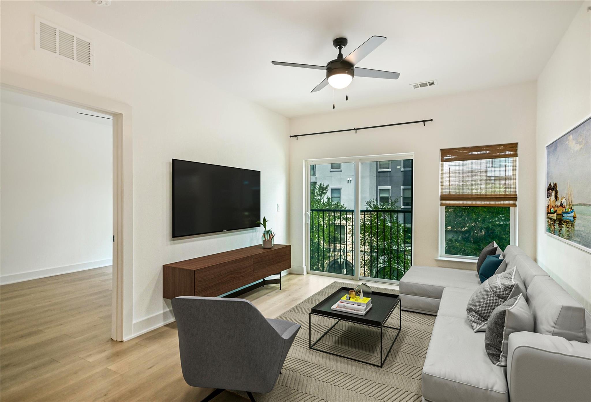 2500 Longview ST # 318