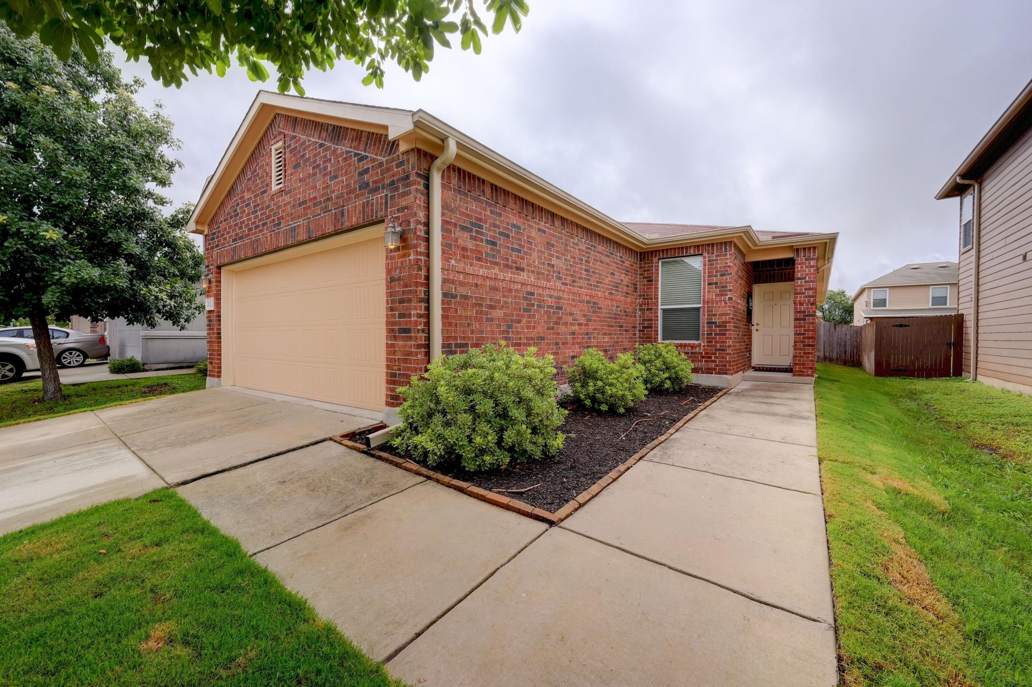 2032 Brandywine DR