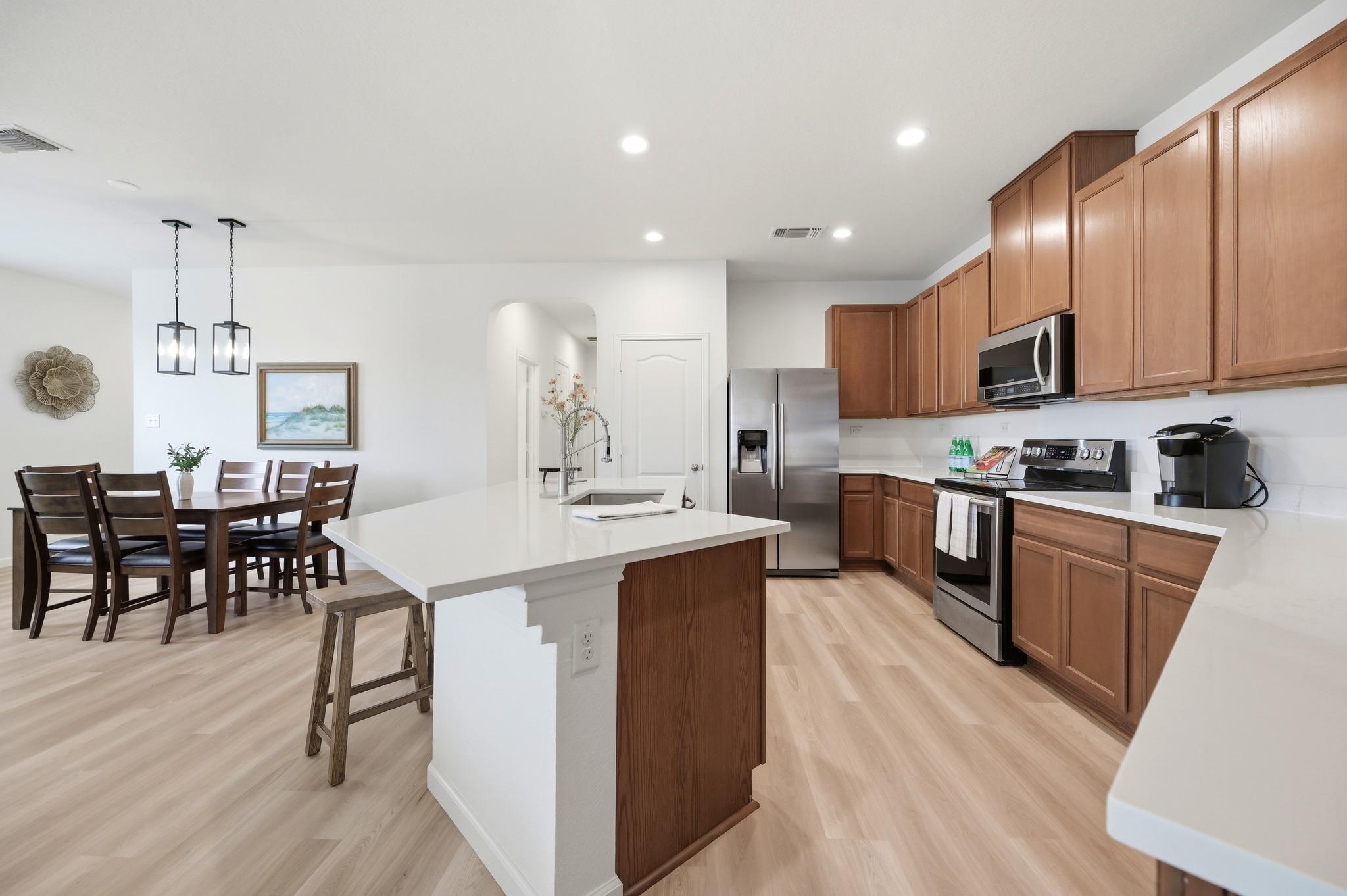 2032 Brandywine DR