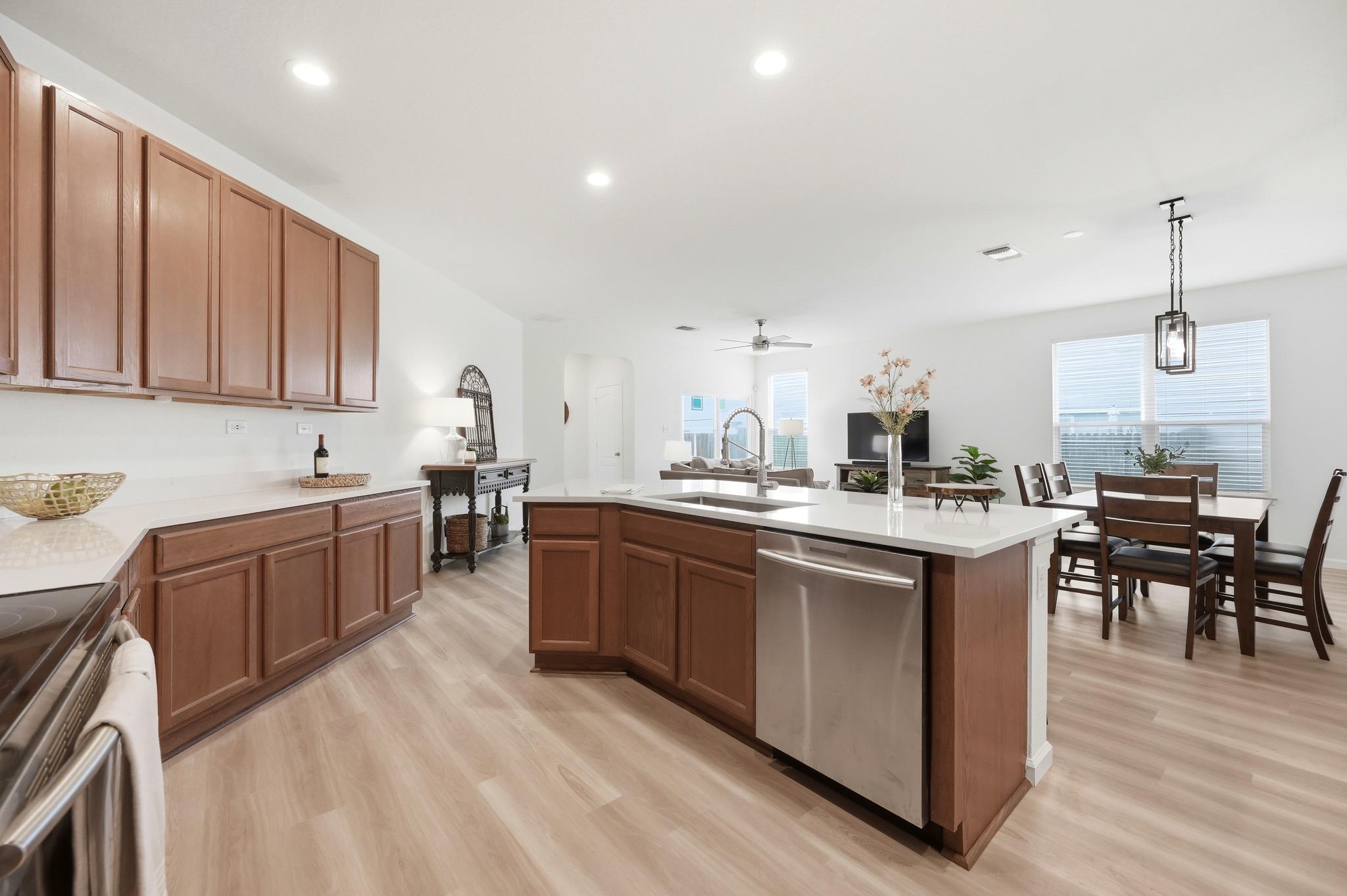 2032 Brandywine DR