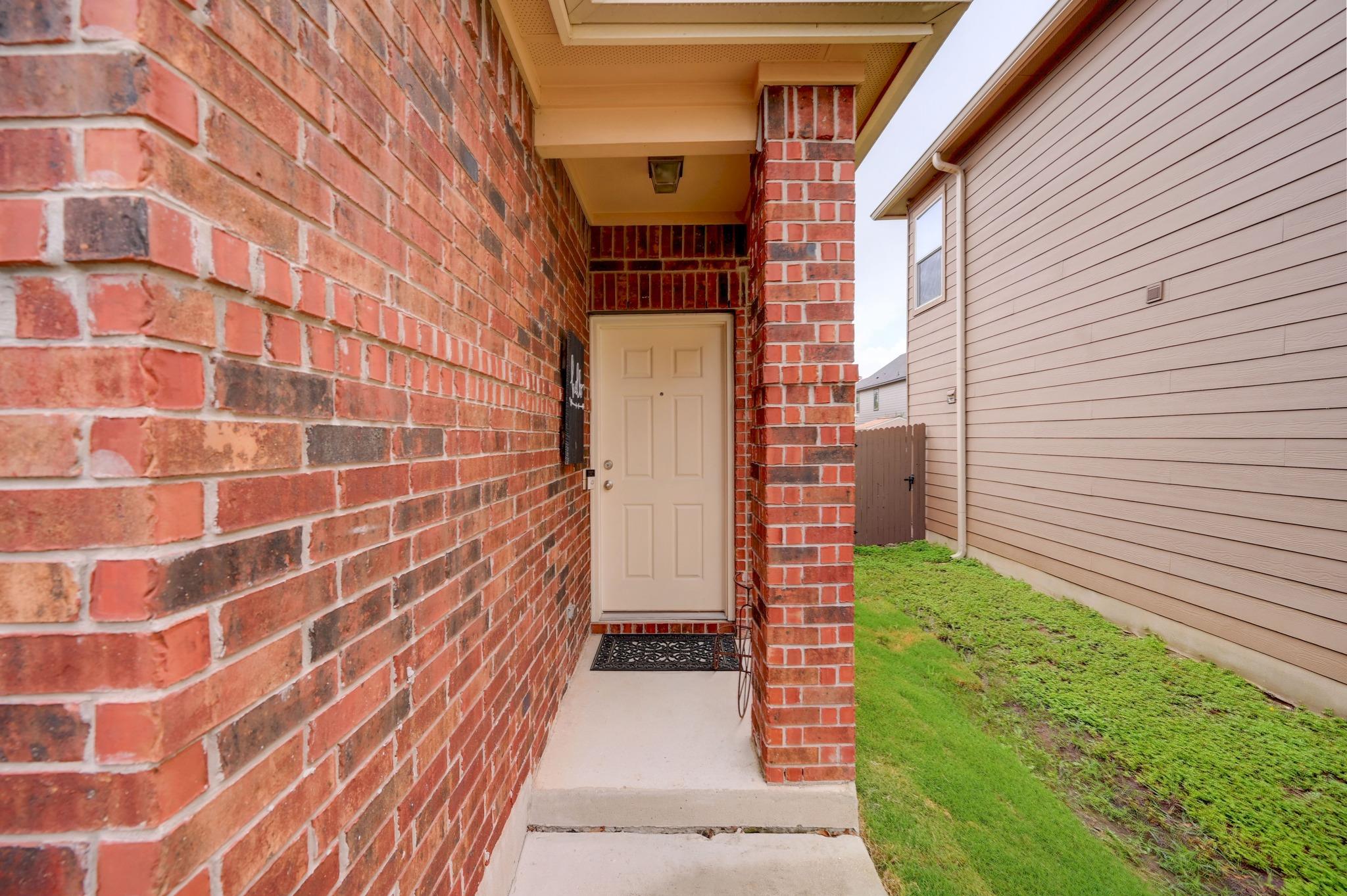 2032 Brandywine DR