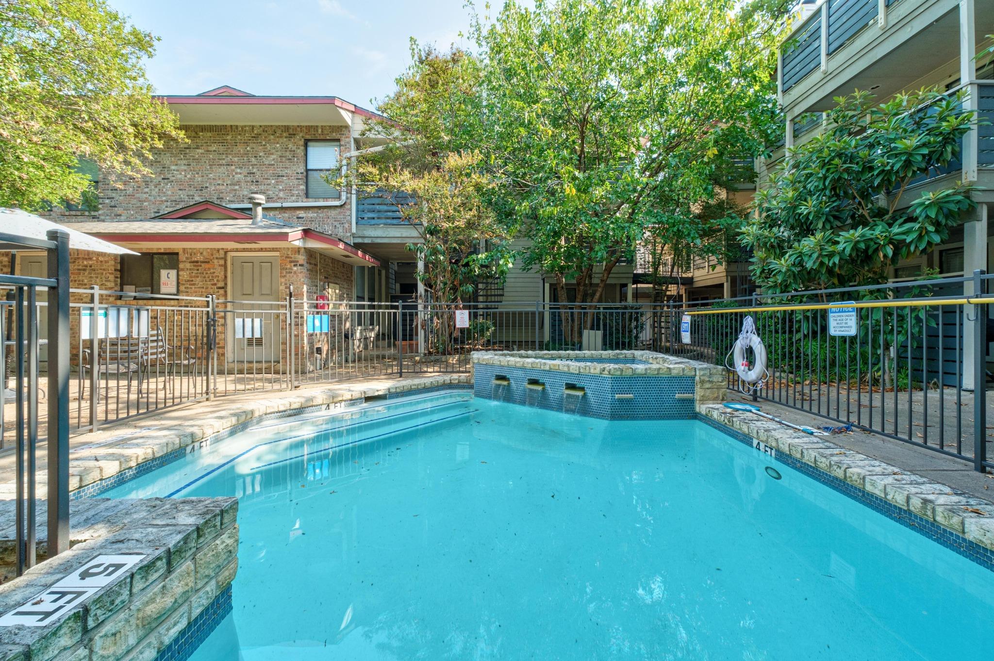 1404 Norwalk LN # 206