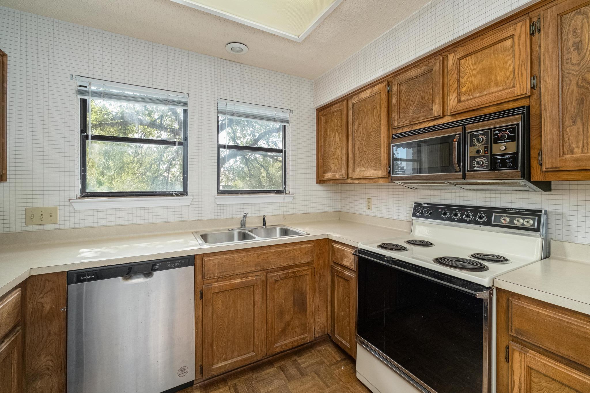 1404 Norwalk LN # 206