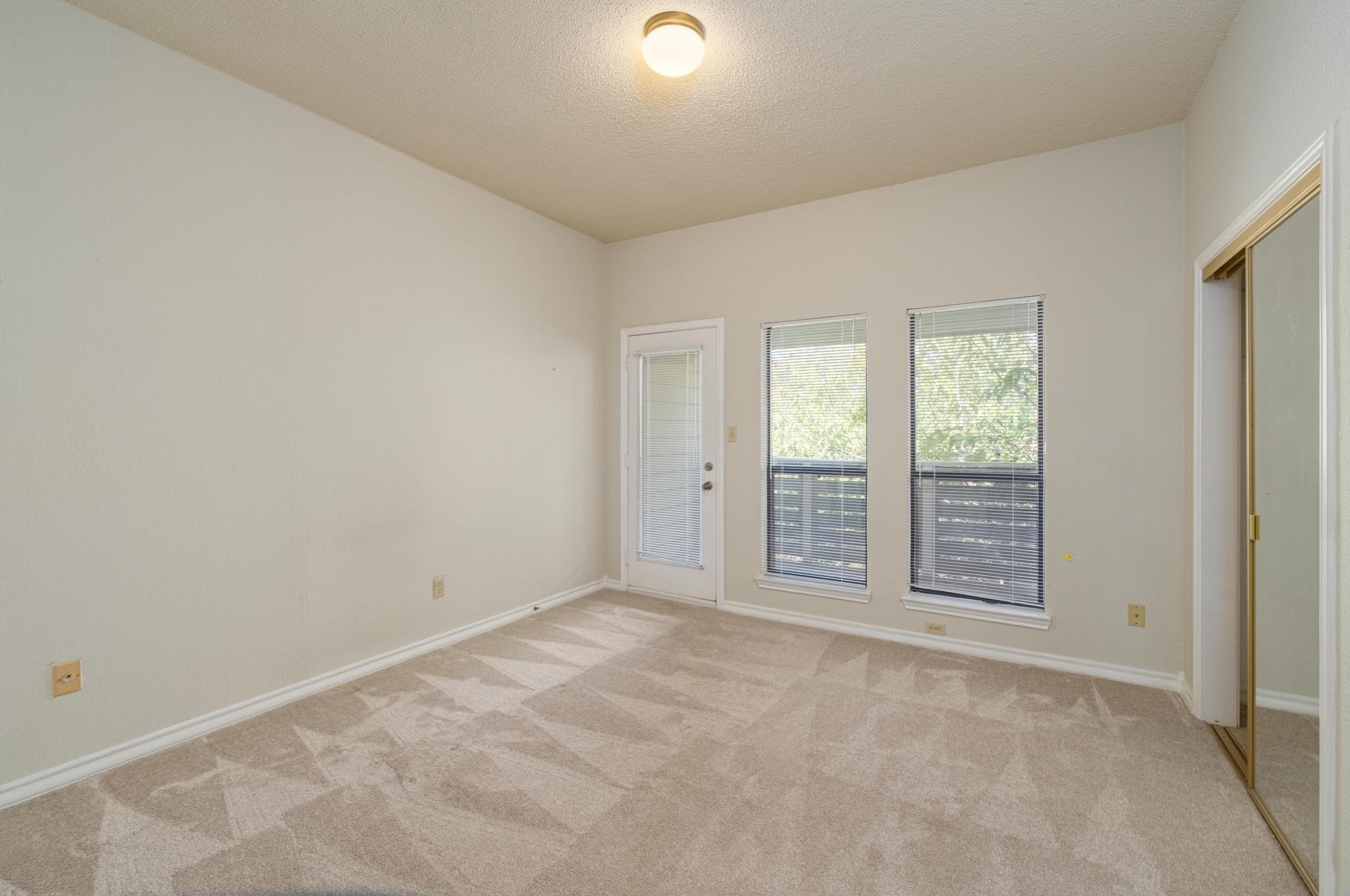 1404 Norwalk LN # 206