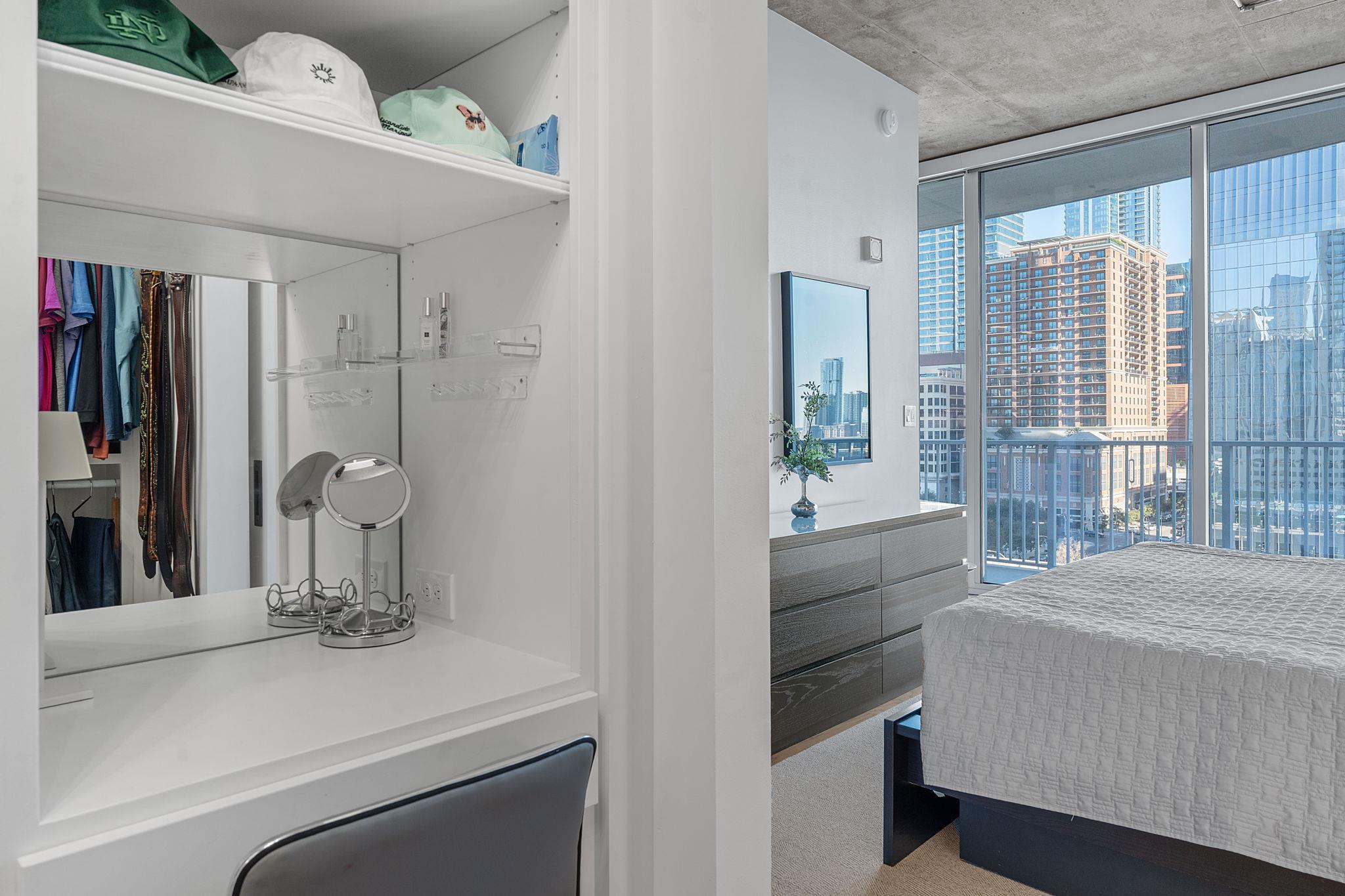 360 Nueces ST # 1007, Austin Unit: 1007