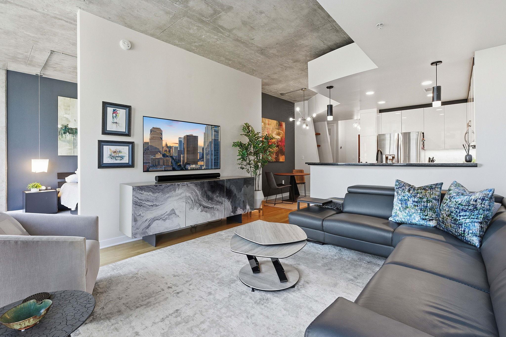 360 Nueces ST # 1007, Austin Unit: 1007