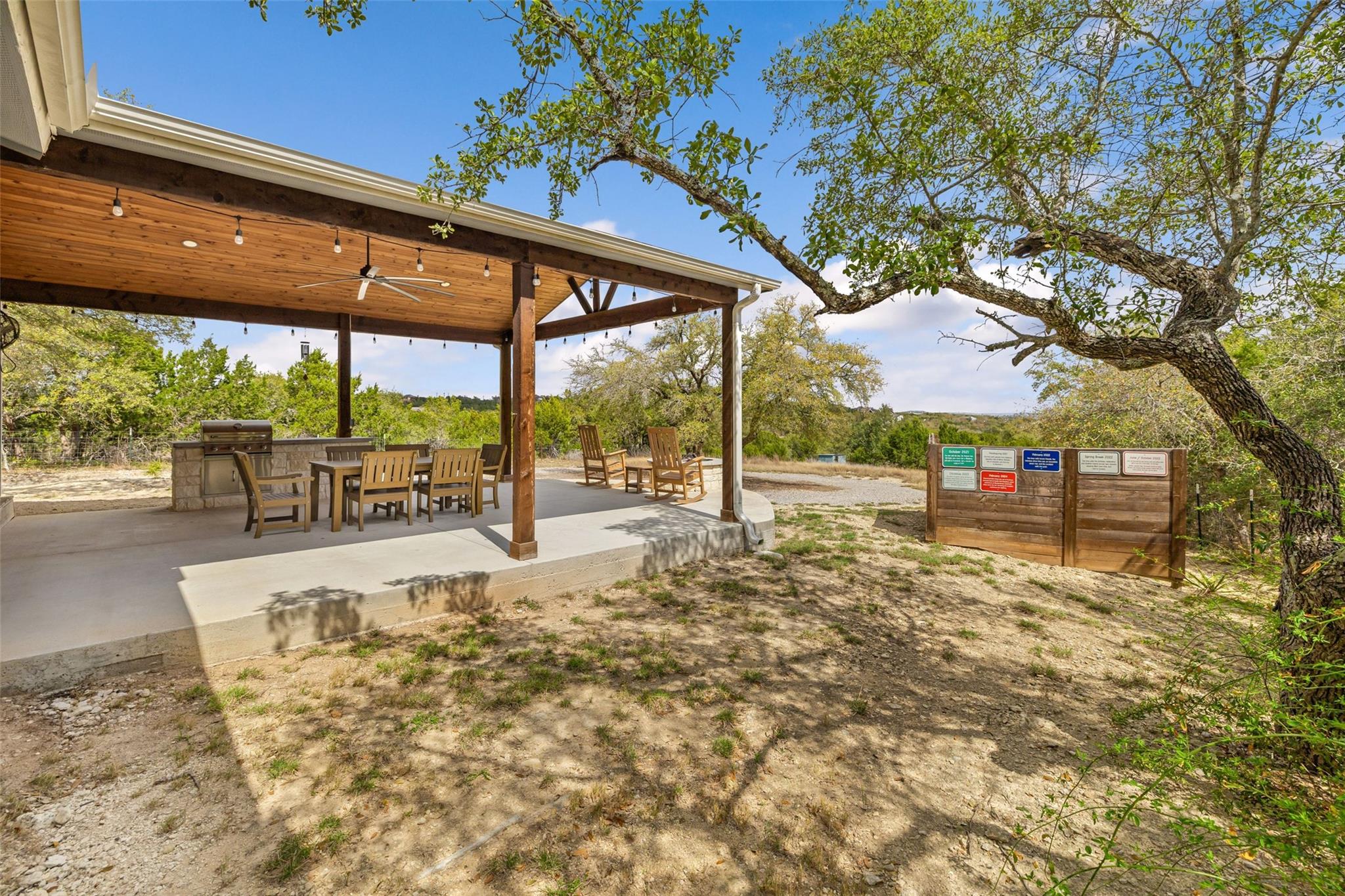 900 Deer Creek CIR