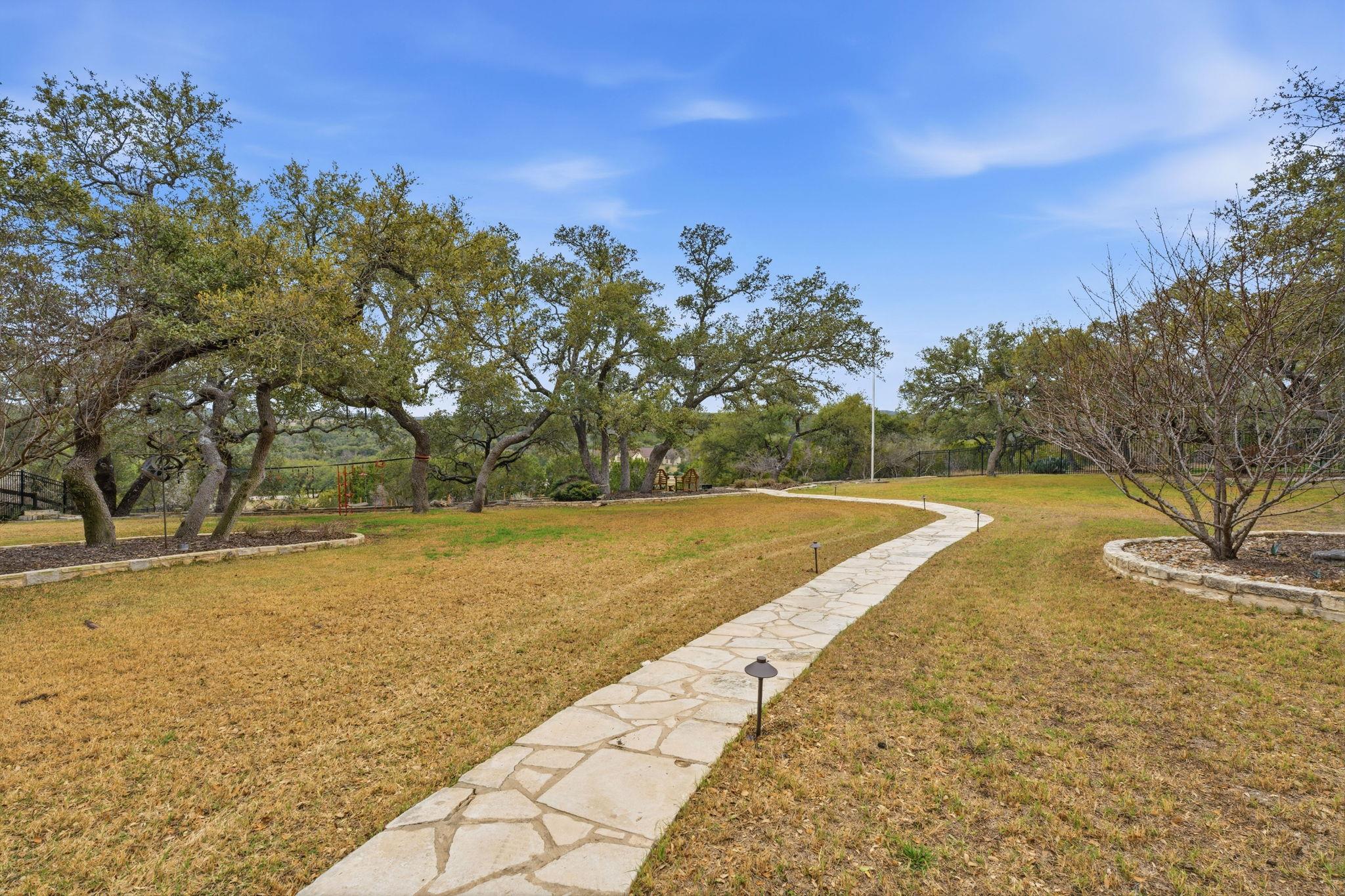 3118 La Ventana PKWY