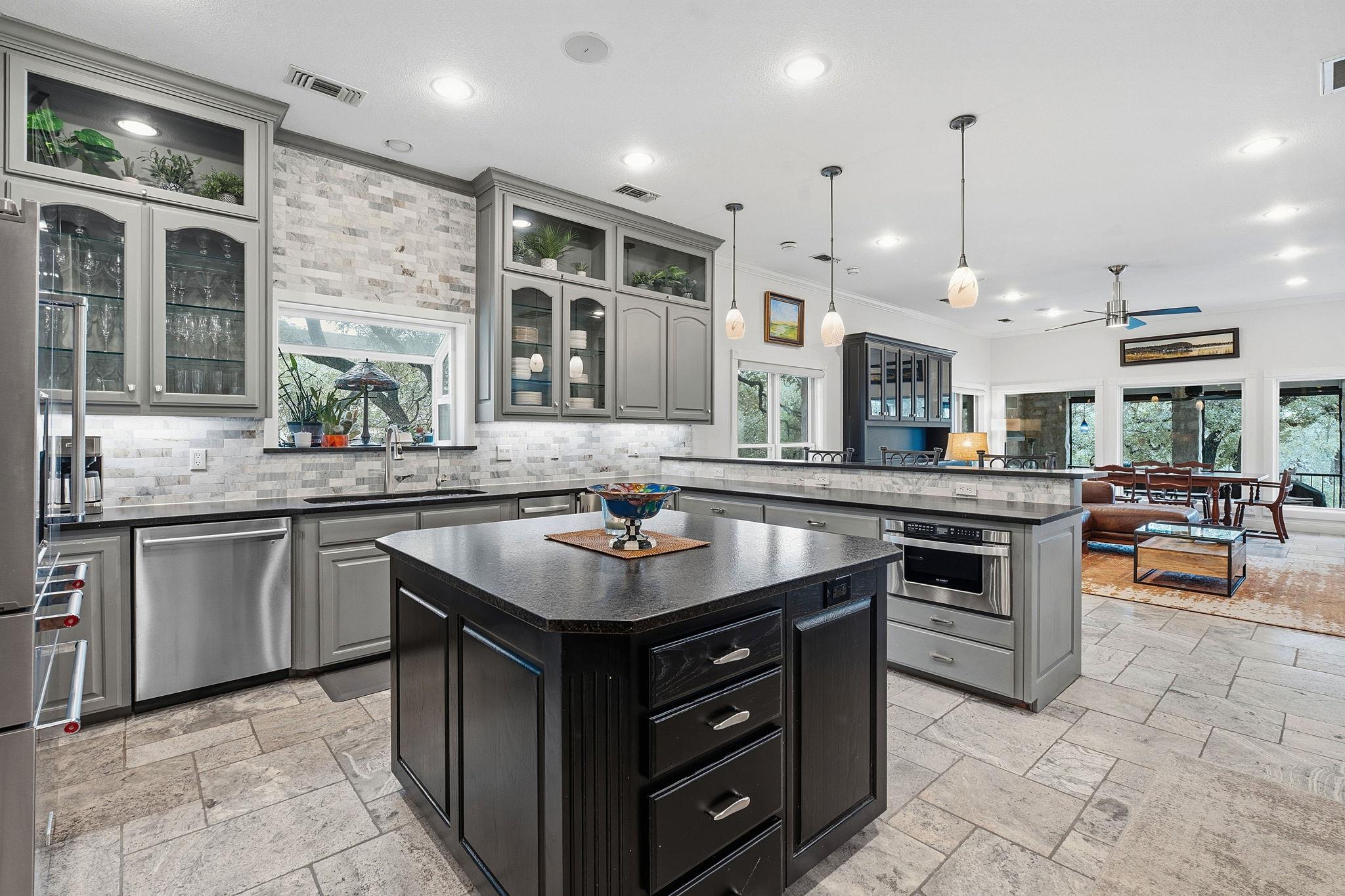 3118 La Ventana PKWY