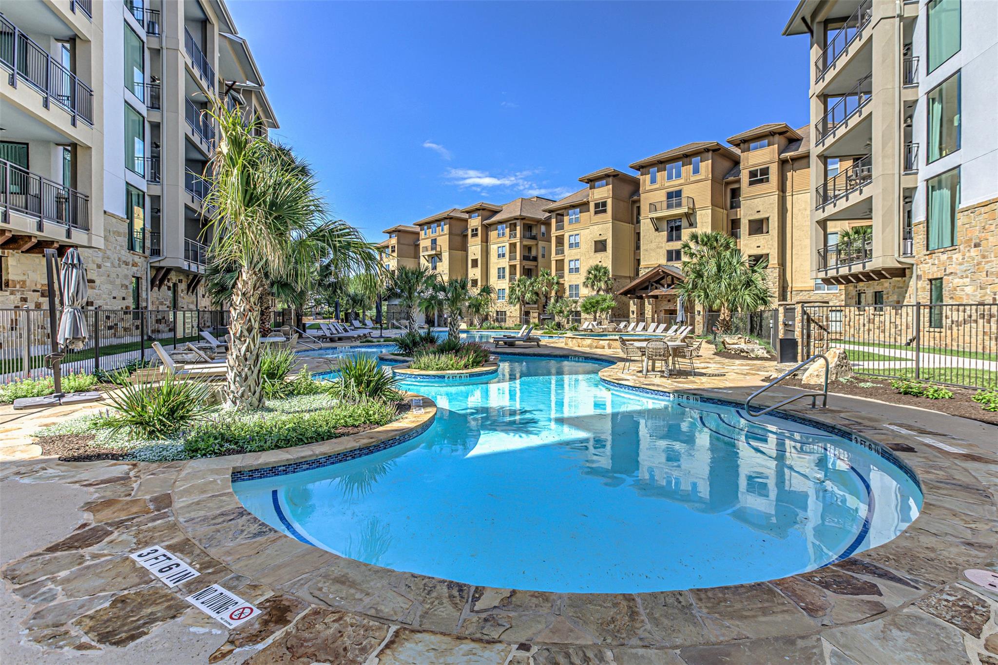 101 West Bank # 51