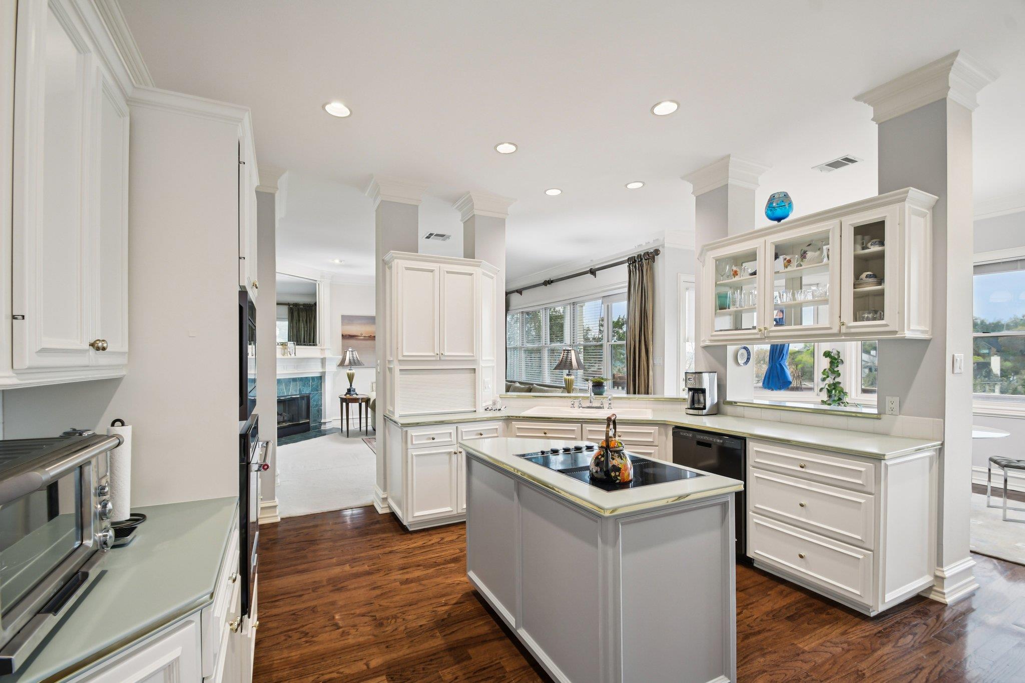 5902 Down Valley CT