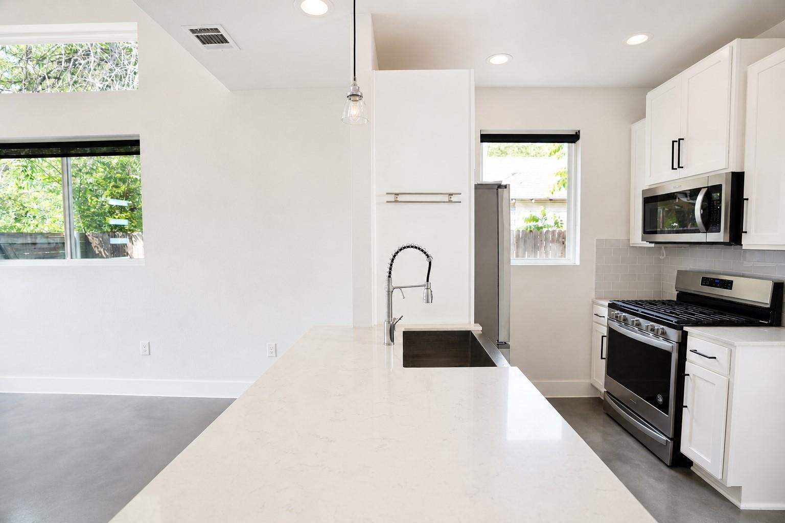 1123 Omega Ave # 1