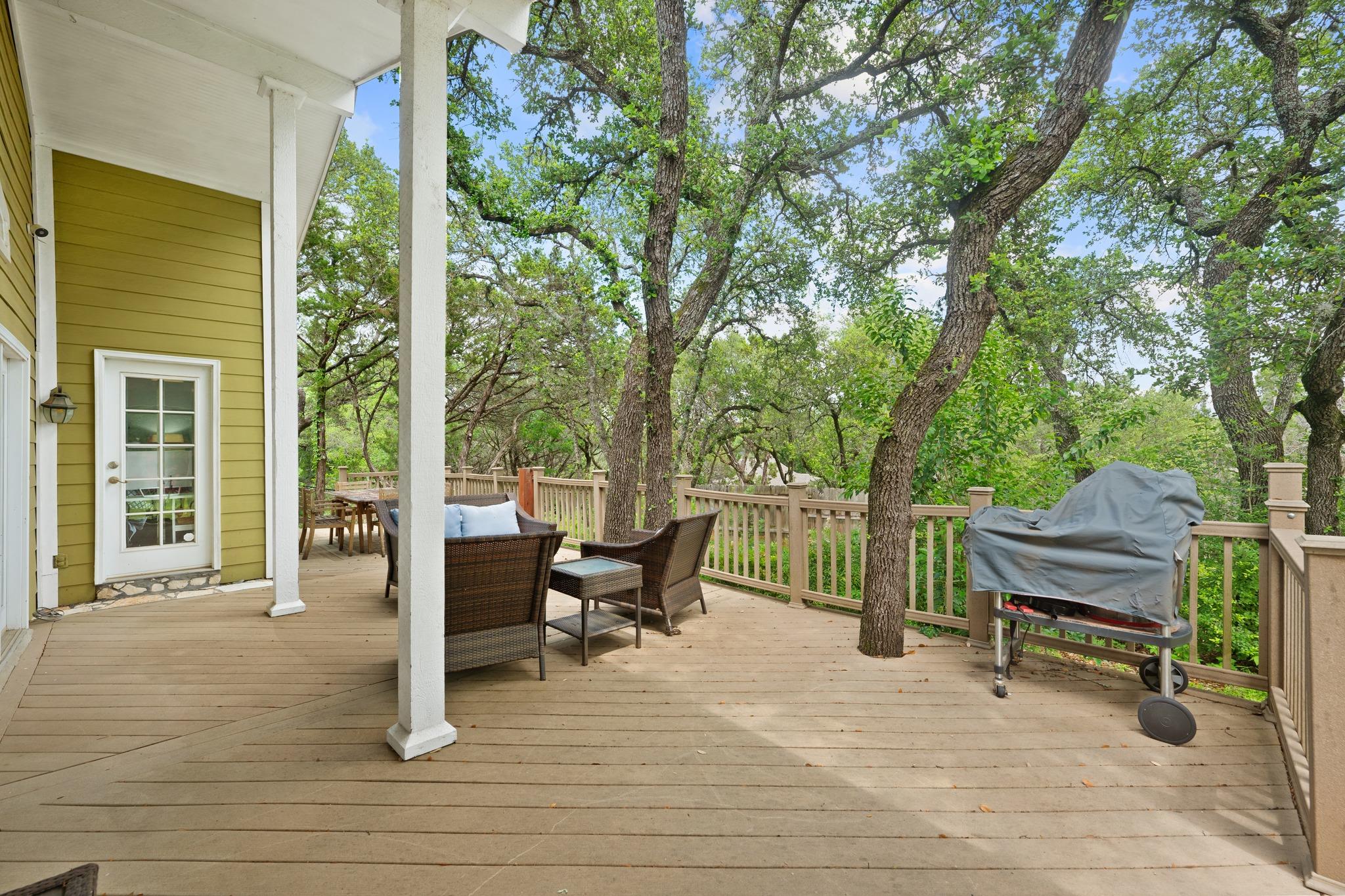1211 Falcon Ledge DR