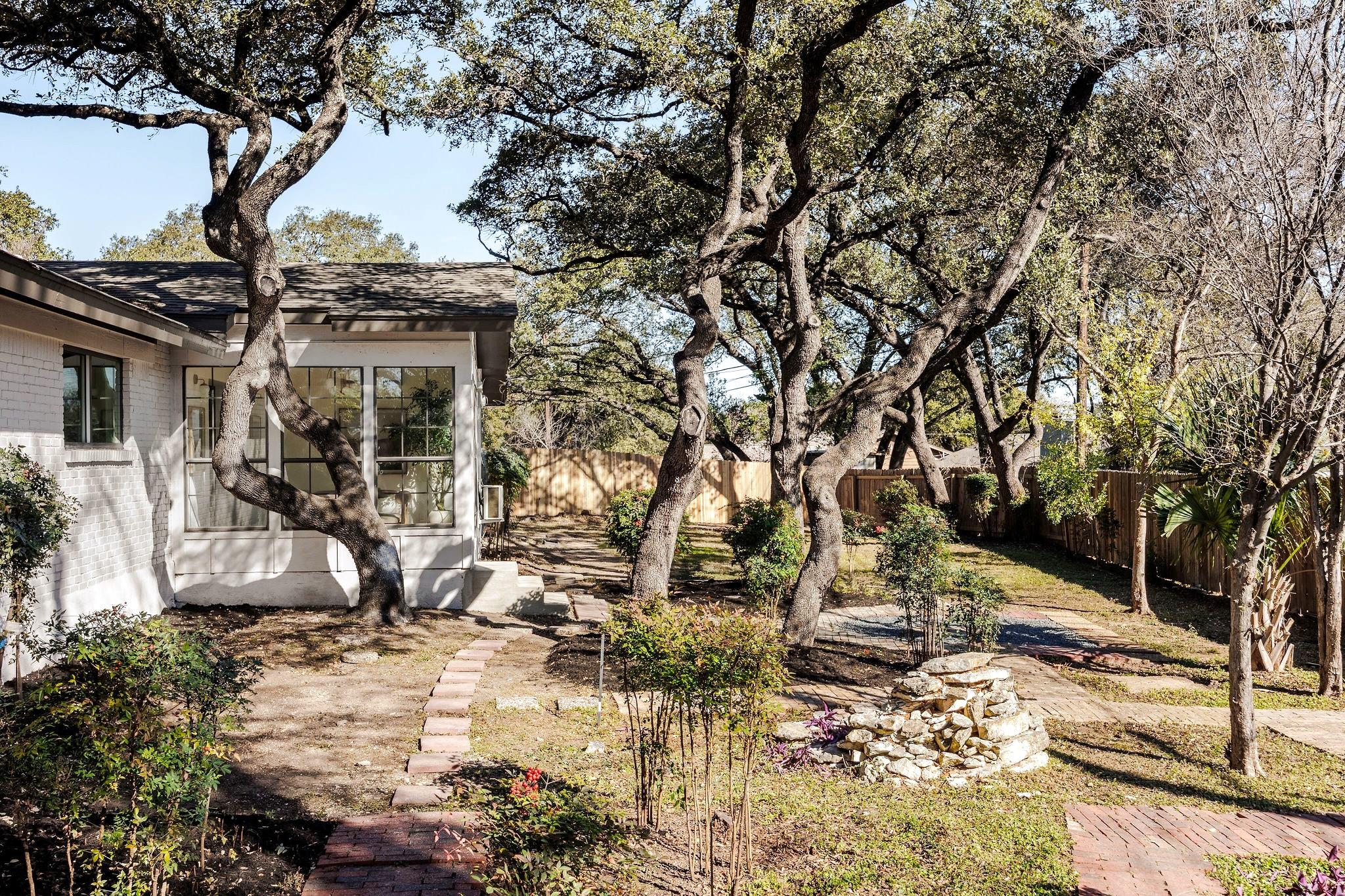 11403 Circle Bend DR