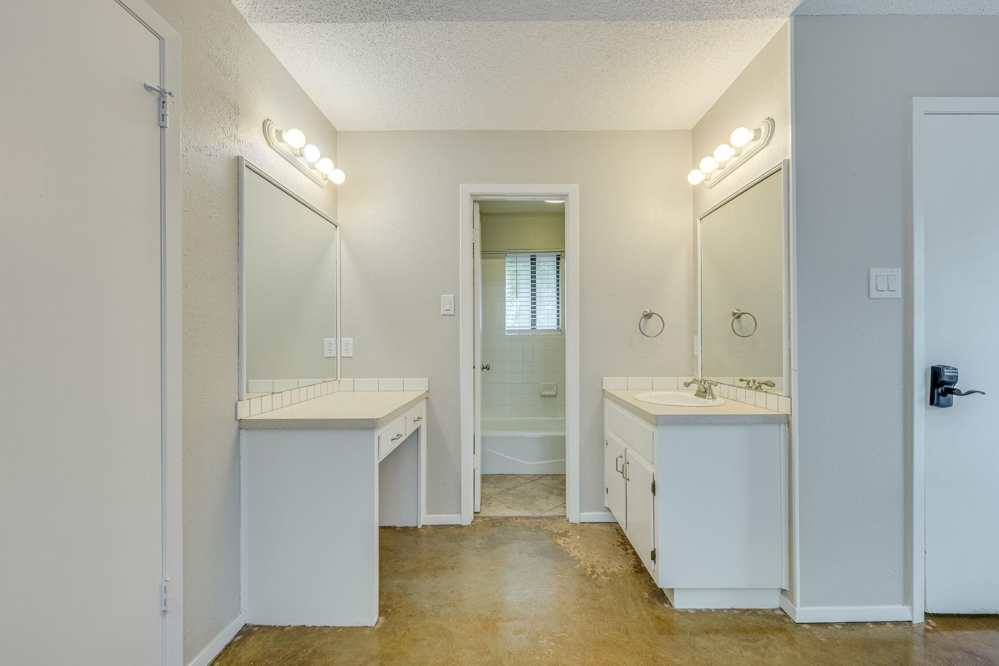 7505 Hill Meadow CIR