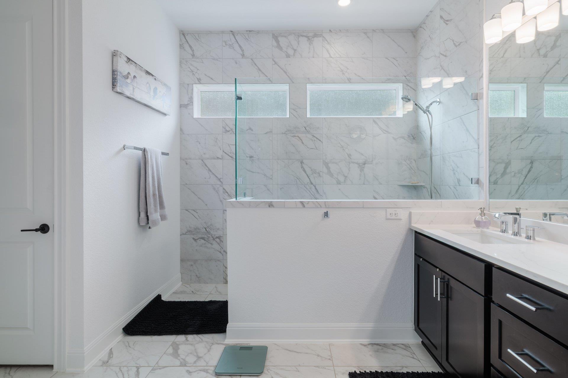 1236 Scenic Green LOOP