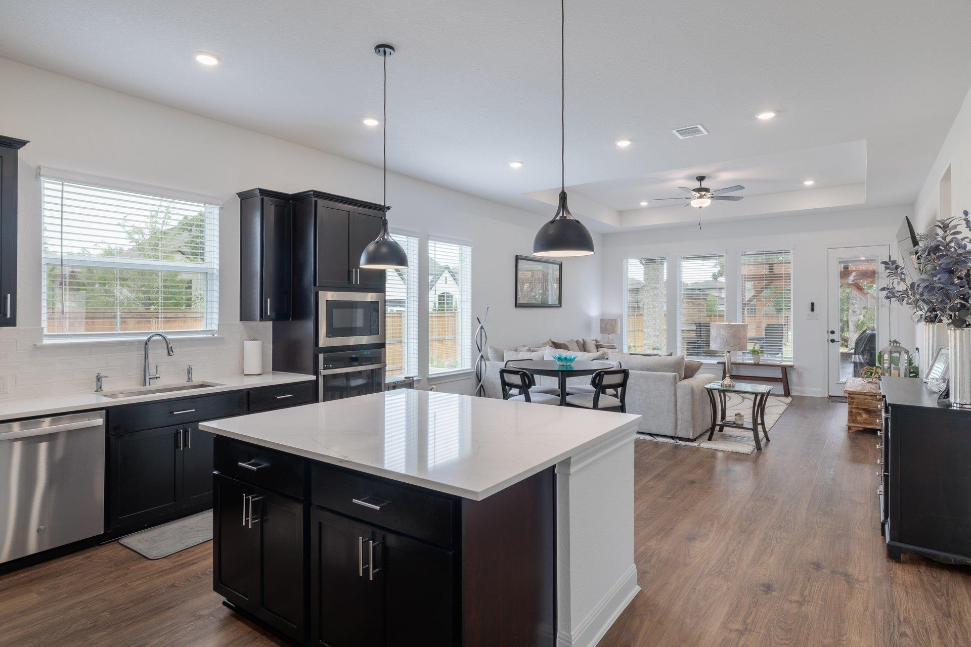 1236 Scenic Green LOOP