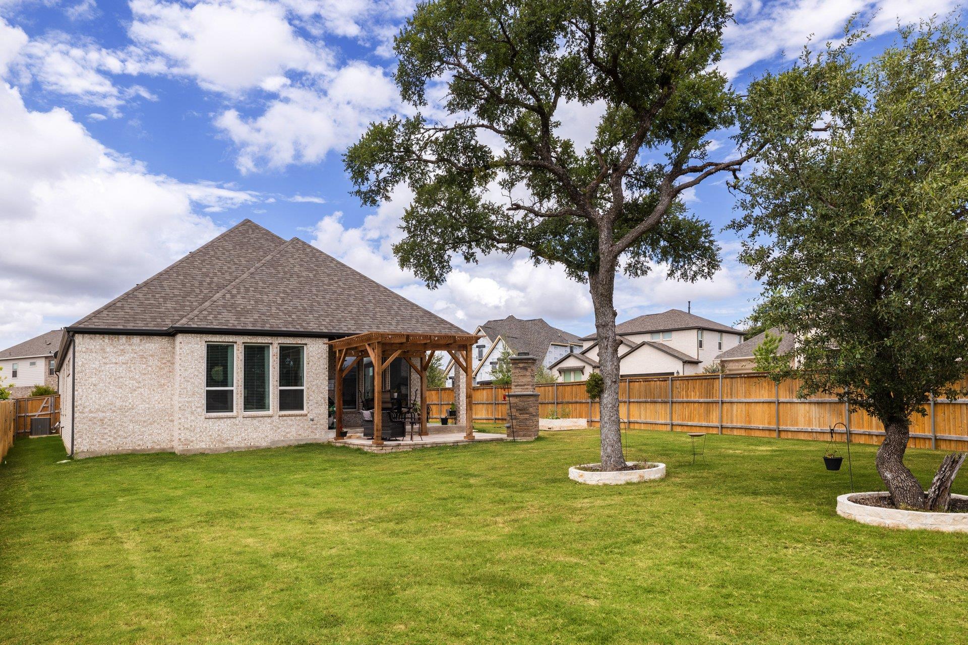 1236 Scenic Green LOOP