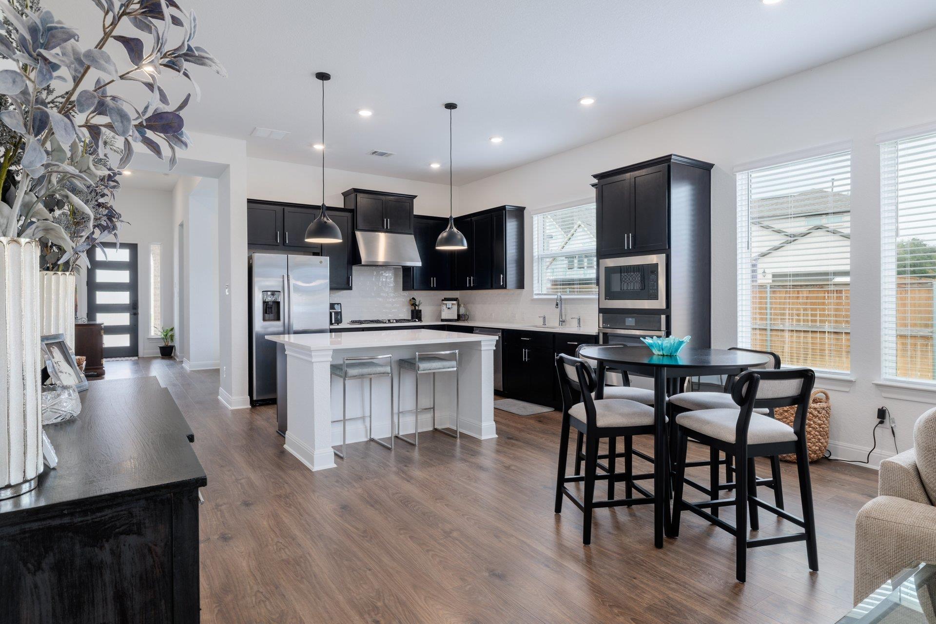 1236 Scenic Green LOOP