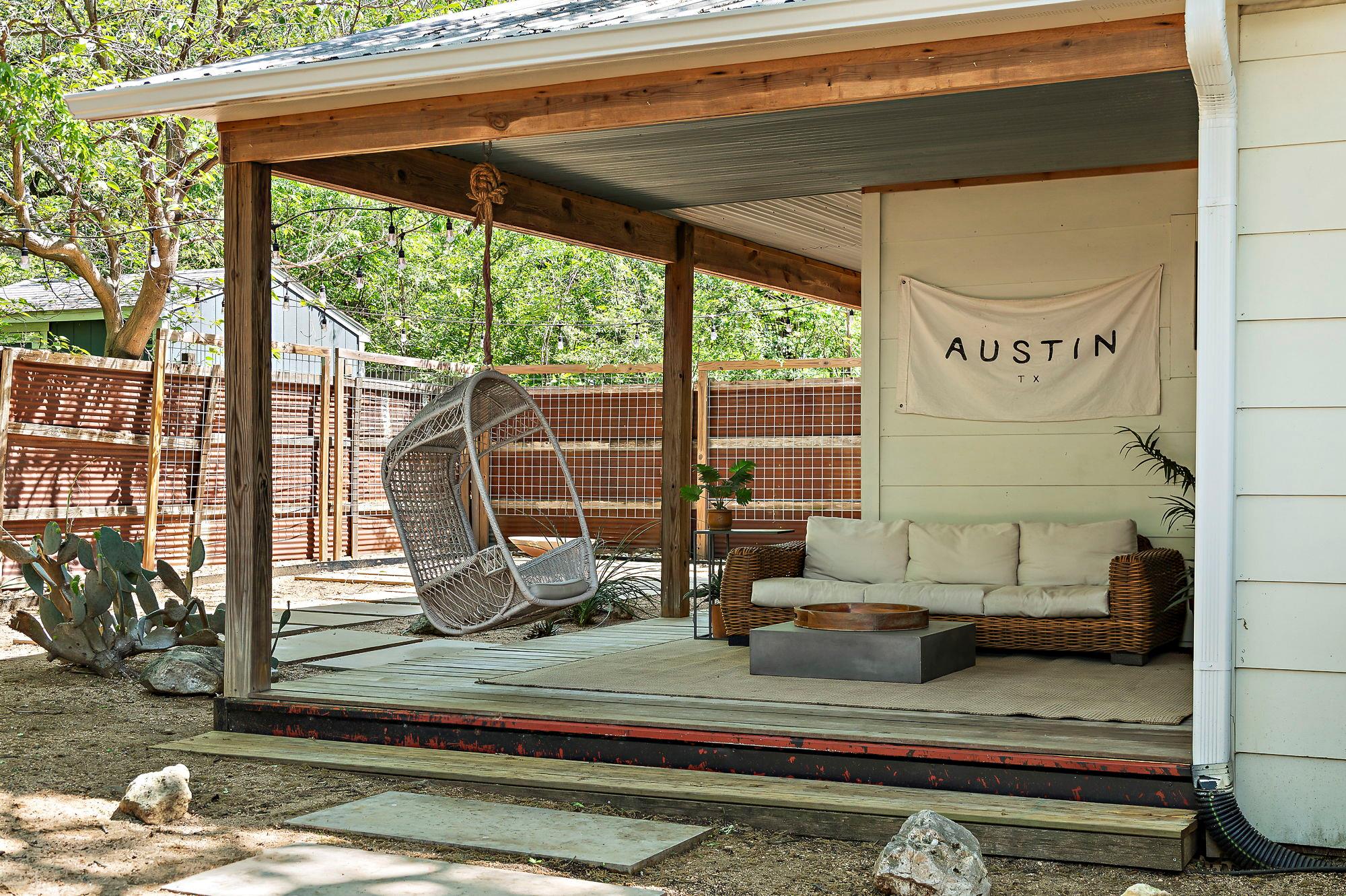 1211 Alexander Ave