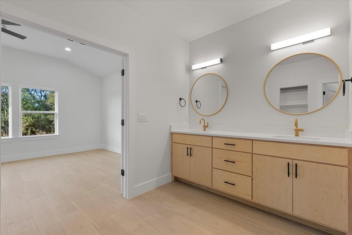 16624 Wind Chime DR, Manor