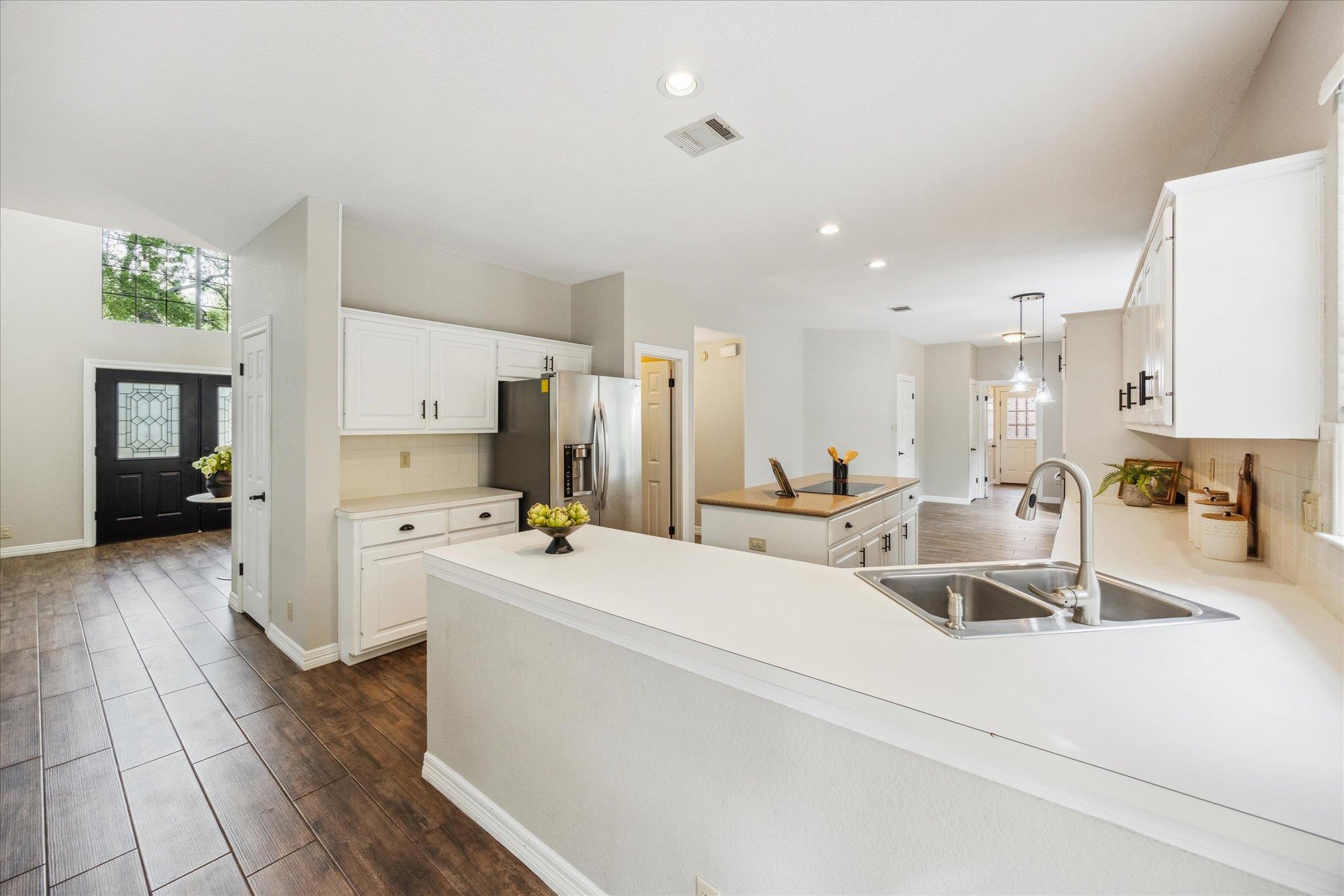 9007 SW Tweed Berwick DR