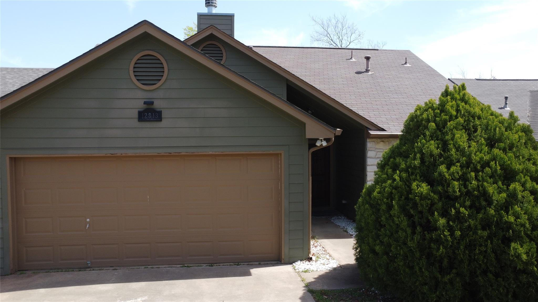 12813 Magnolia Mound TRL