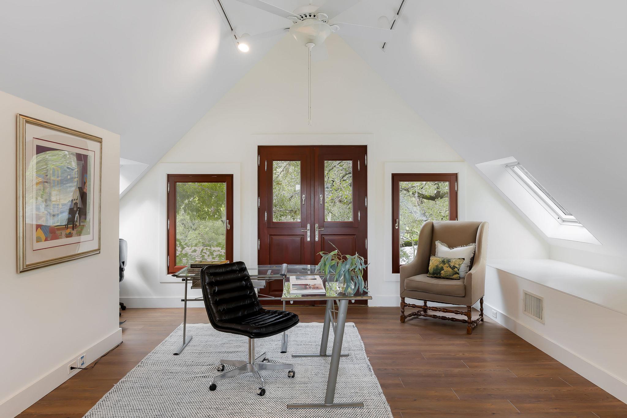 2905 Westlake CV