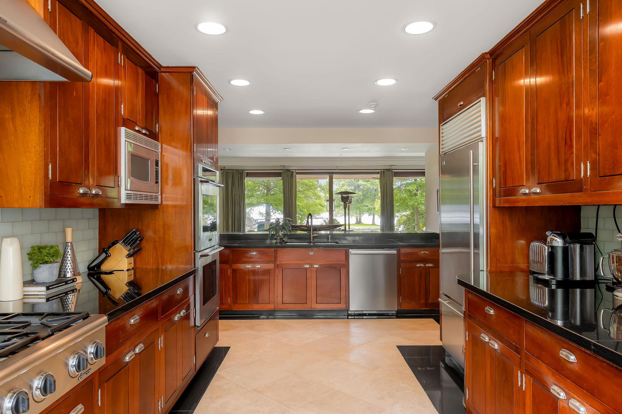 2905 Westlake CV