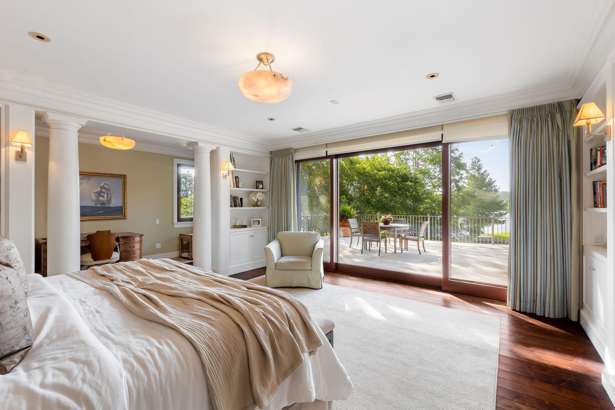 2905 Westlake CV
