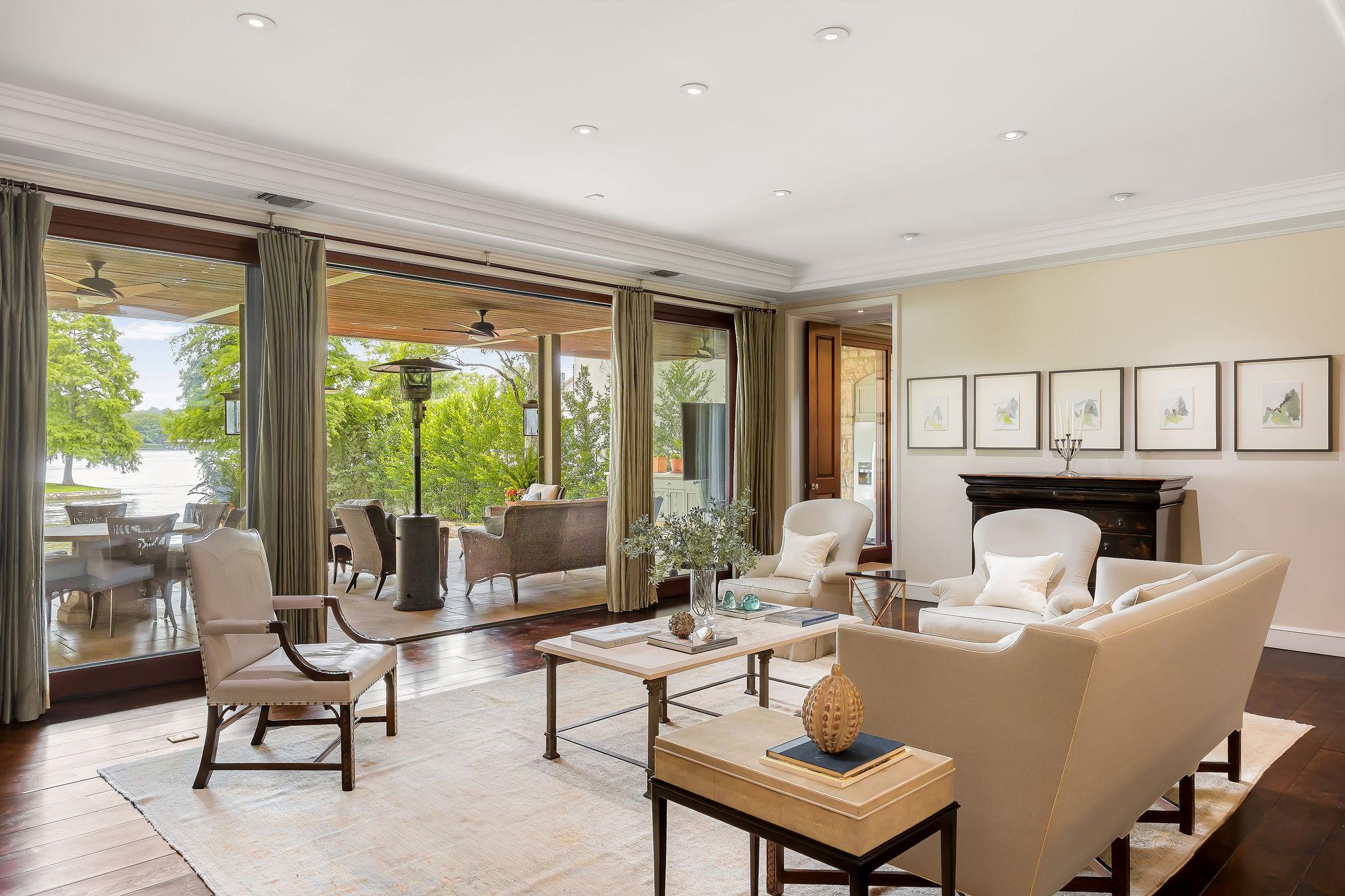 2905 Westlake CV