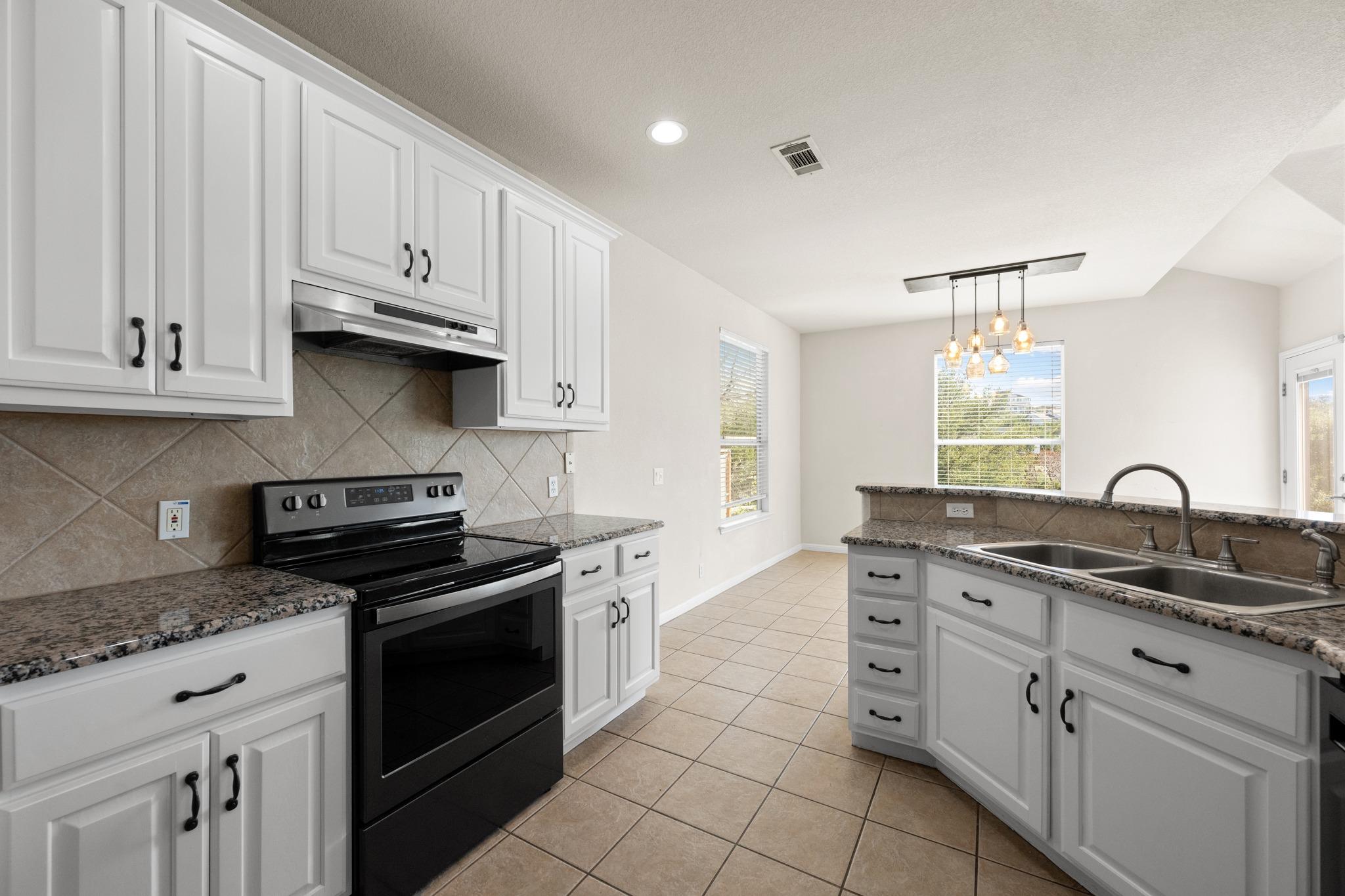 10210 Twin Lake LOOP