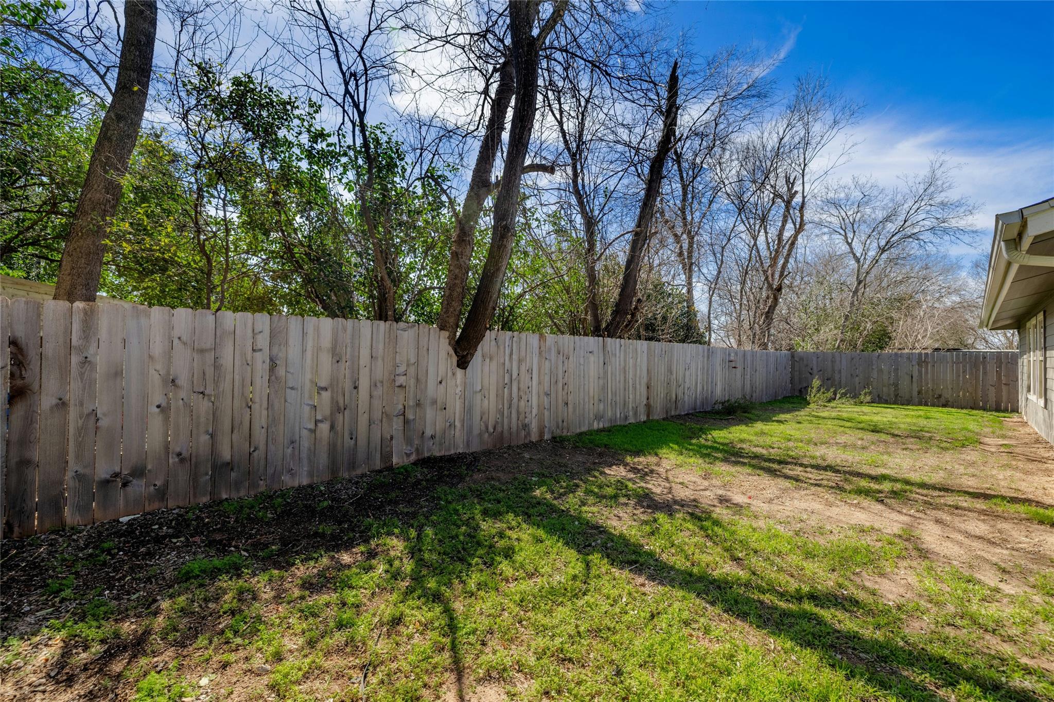 5503 Manor RD