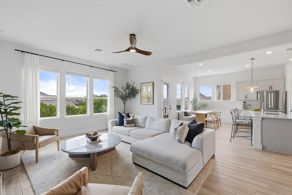 6320 Empresa DR