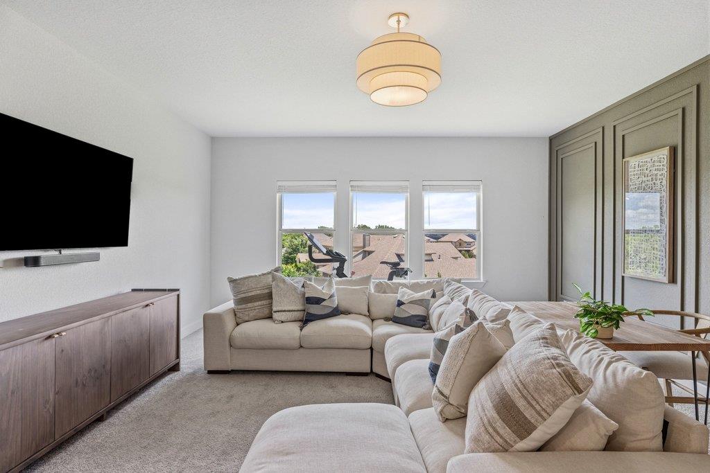 6320 Empresa DR