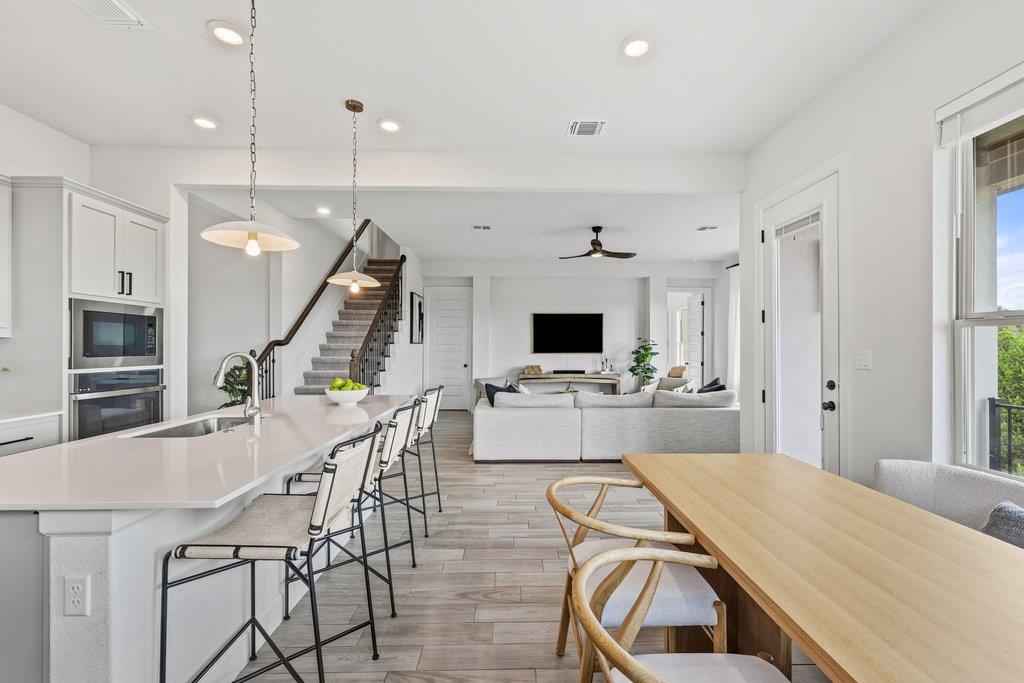 6320 Empresa DR