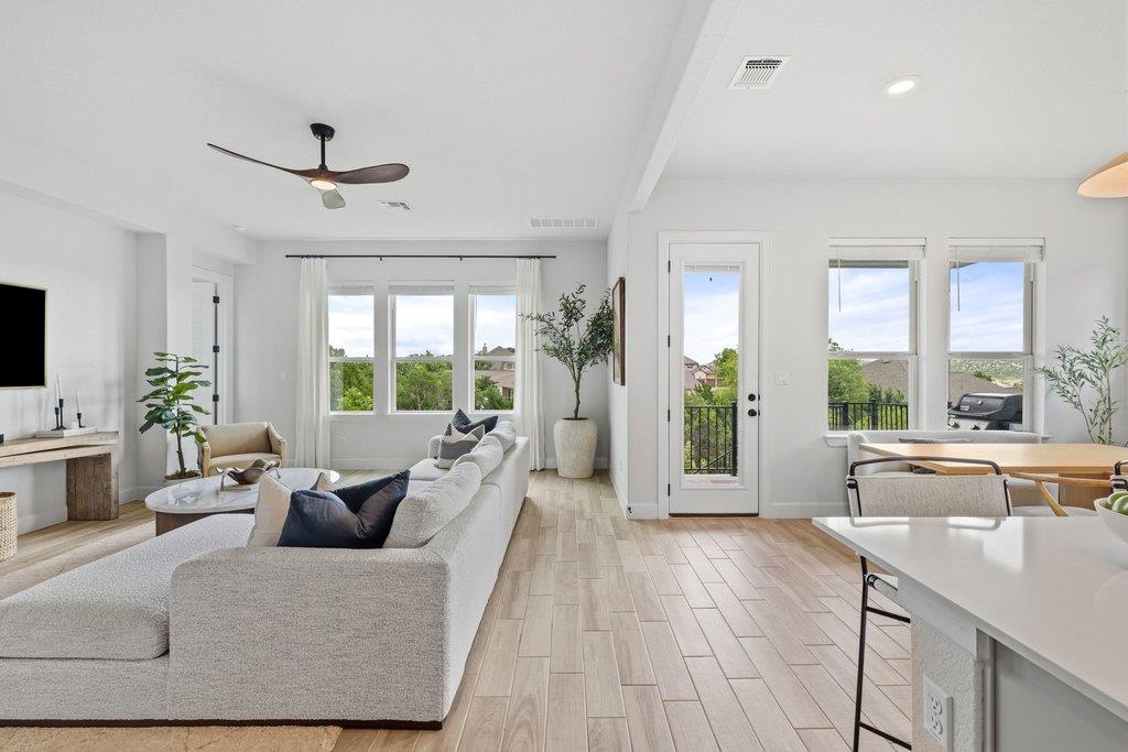 6320 Empresa DR