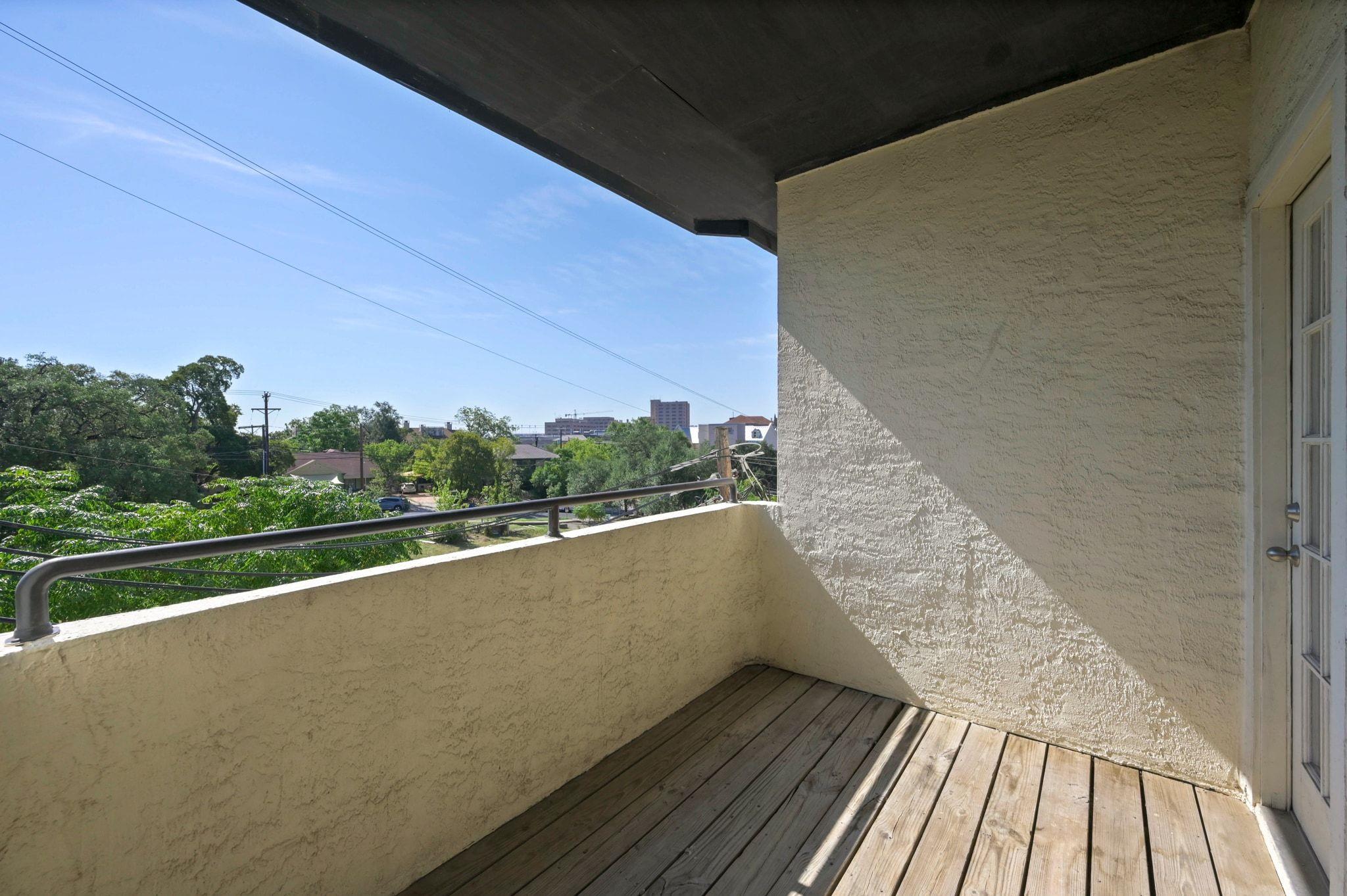 3001 Cedar ST # A313