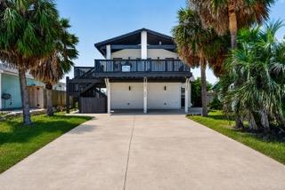 500 Royal Palm LN