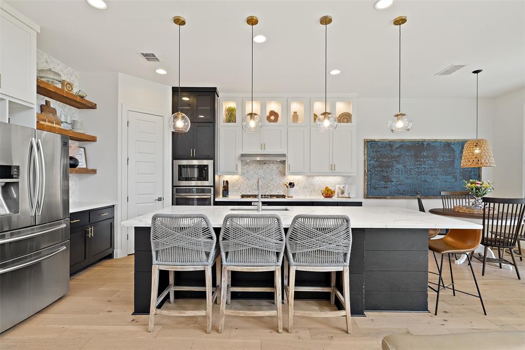 5116 Diamante DR