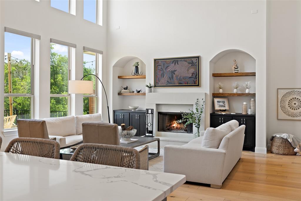 5116 Diamante DR