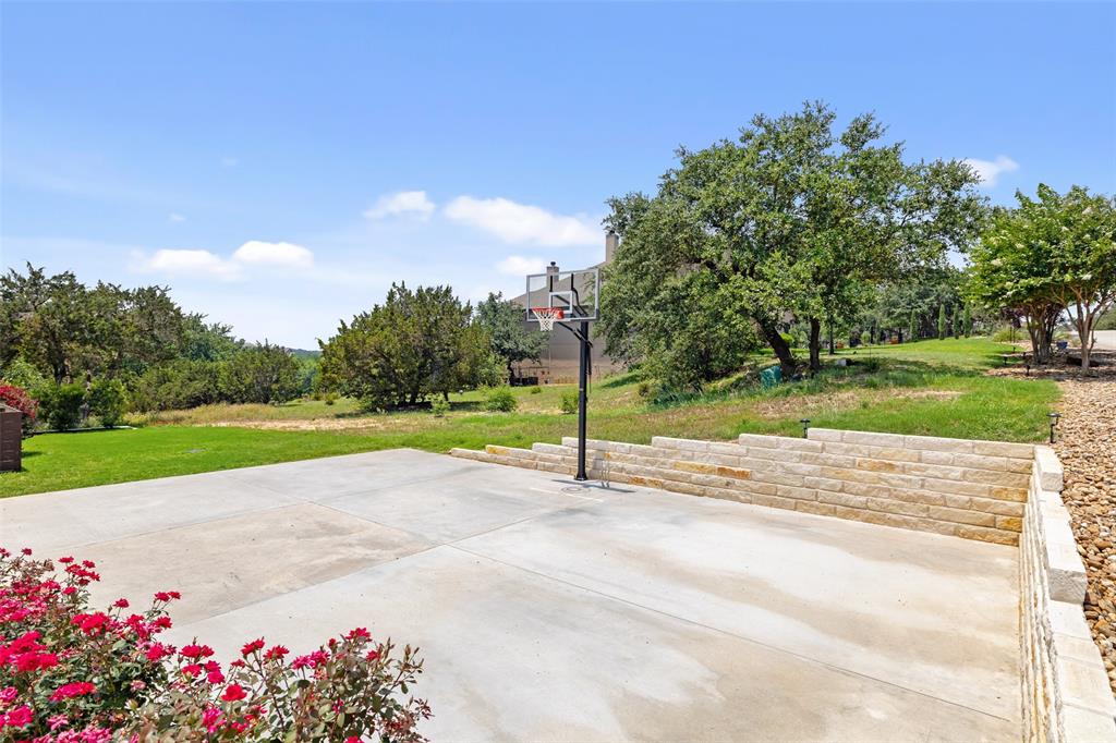 5116 Diamante DR
