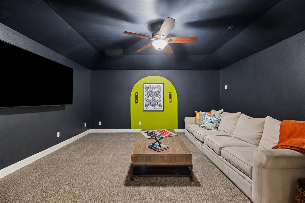 5116 Diamante DR
