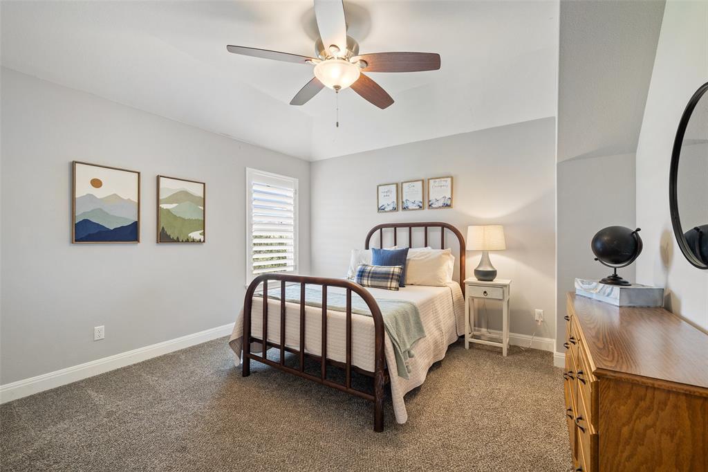 5116 Diamante DR