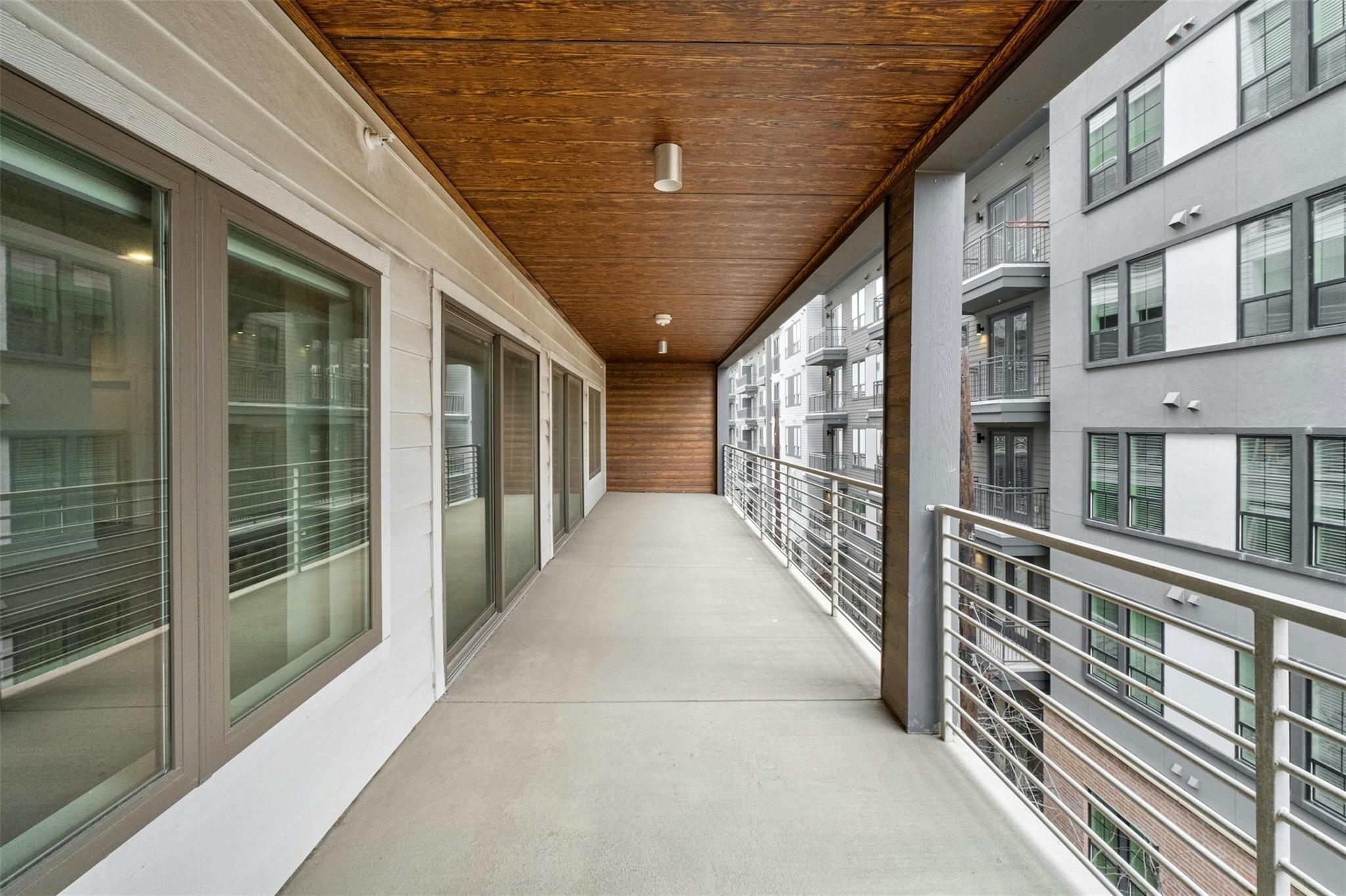 4361 S Congress Ave # 333